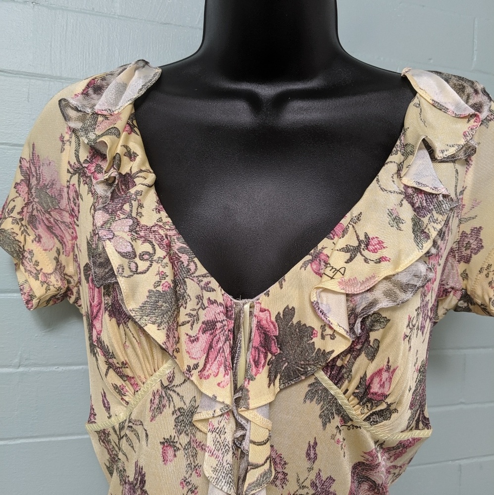Rare Roberto Cavalli top. 6 Gorgeous detail